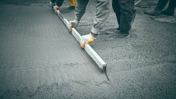 Best Concrete Sidewalk Installation  in Dillon, MT